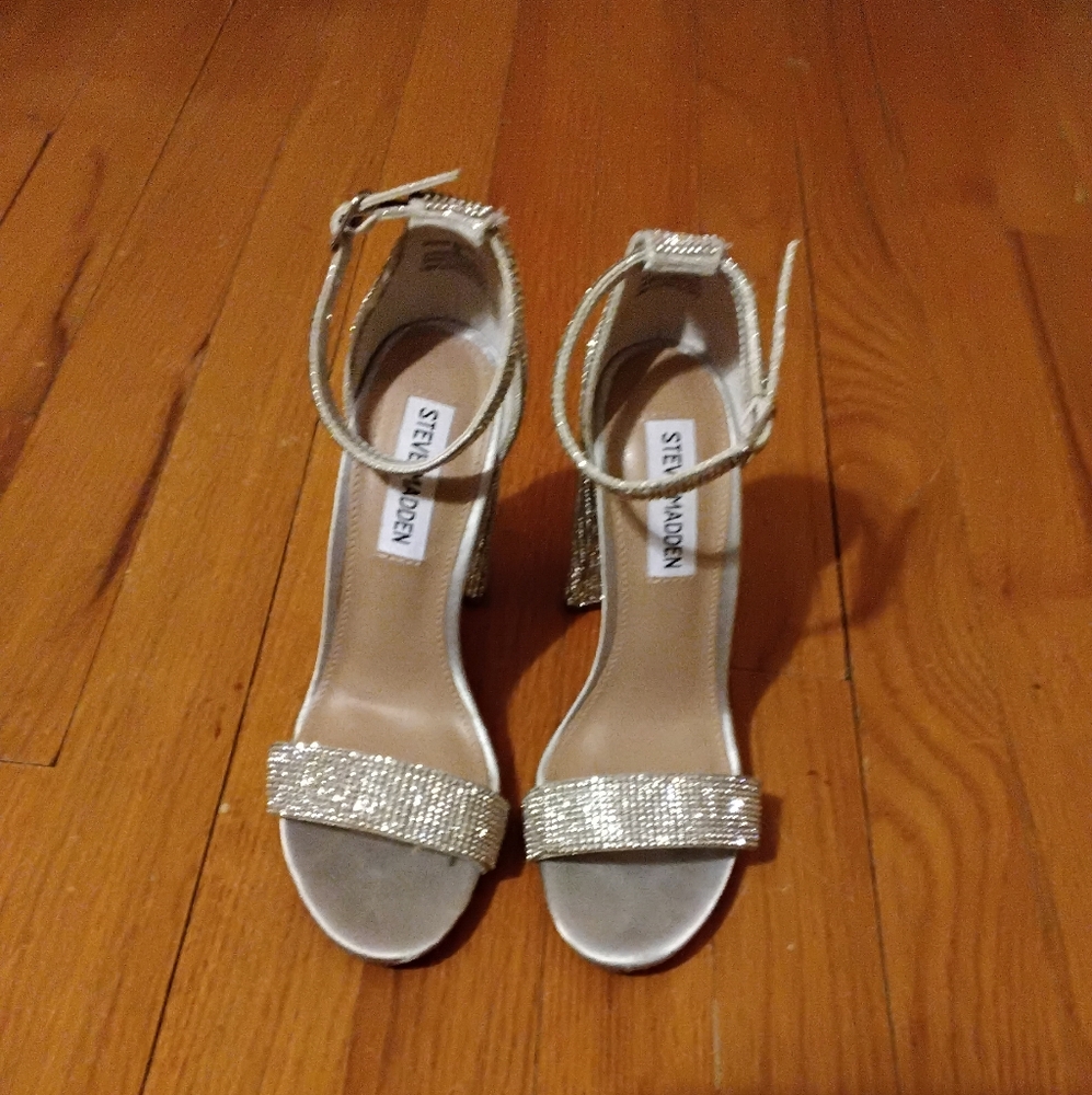 Steve Madden Silver Rhinestone Ankle Strap Block Heel Sandals- Size 6 M